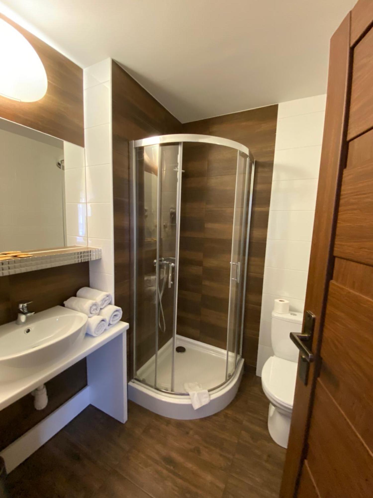 Hotel Constancja Częstochowa Buitenkant foto